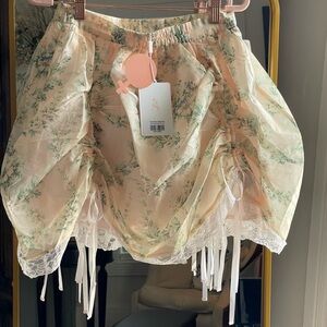 NWT Selkie The Villa Theatre Skirt with Green Floral Print